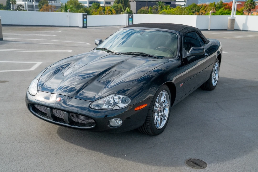 2002 Jaguar X100 XKR - Image 8 of 21