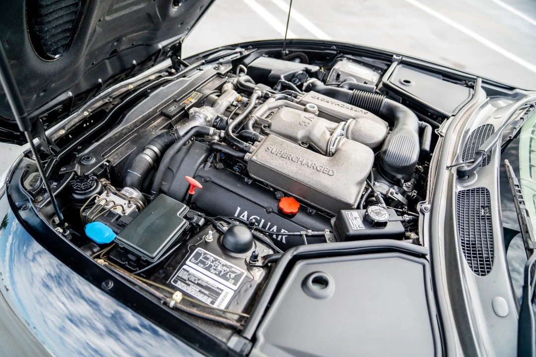 2002 Jaguar X100 XKR - Image 19 of 21