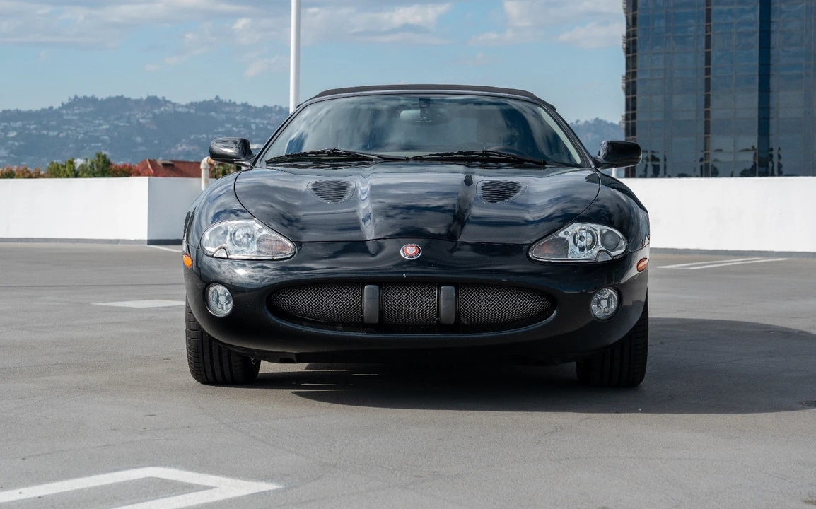 2002 Jaguar X100 XKR - Image 2 of 21