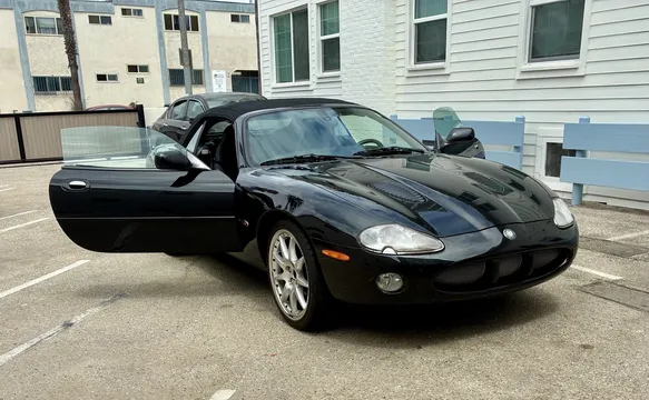 2002 Jaguar XKR