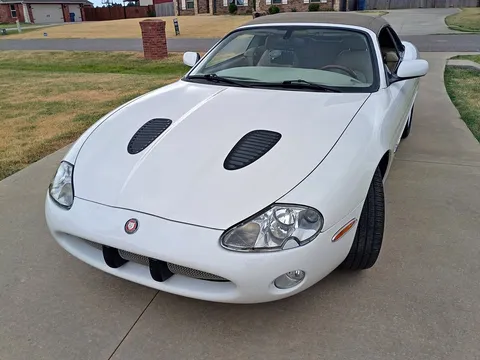 2002 Jaguar XKR