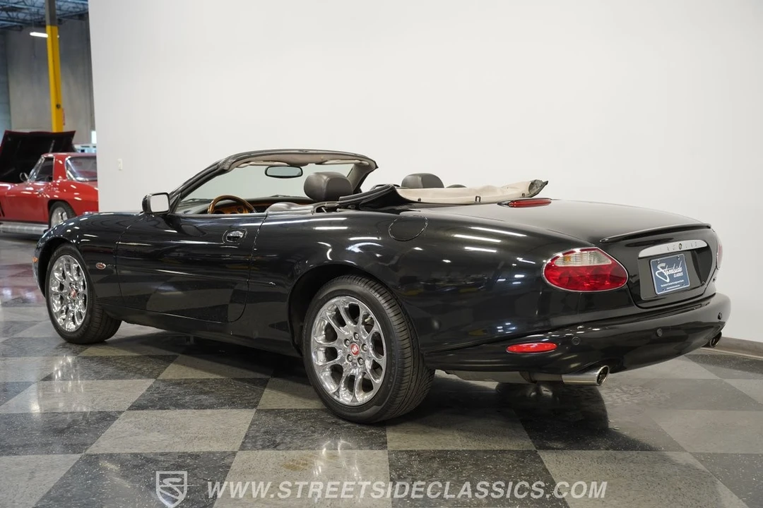 2002 Jaguar X100 XKR - Image 7 of 12