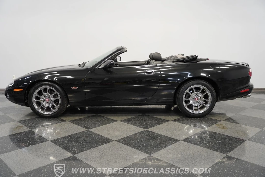 2002 Jaguar X100 XKR - Image 6 of 12