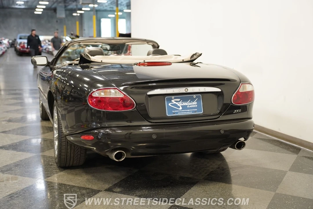 2002 Jaguar X100 XKR - Image 9 of 12