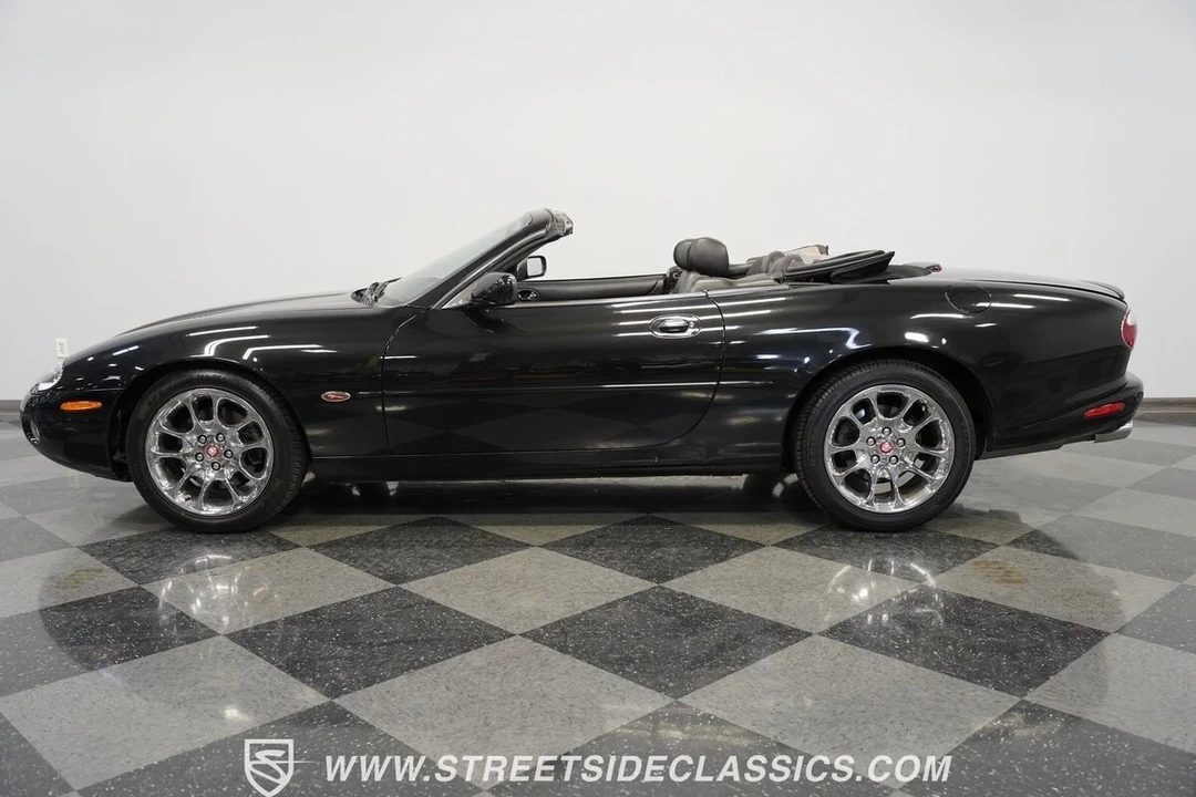 2002 Jaguar X100 XKR - Image 3 of 12