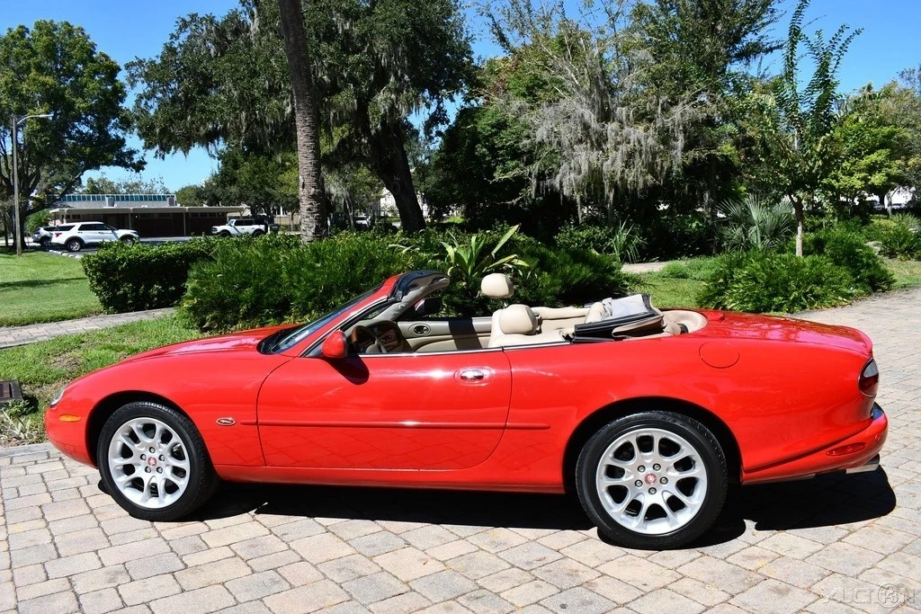 2002 Jaguar X100 XKR - Image 4 of 21