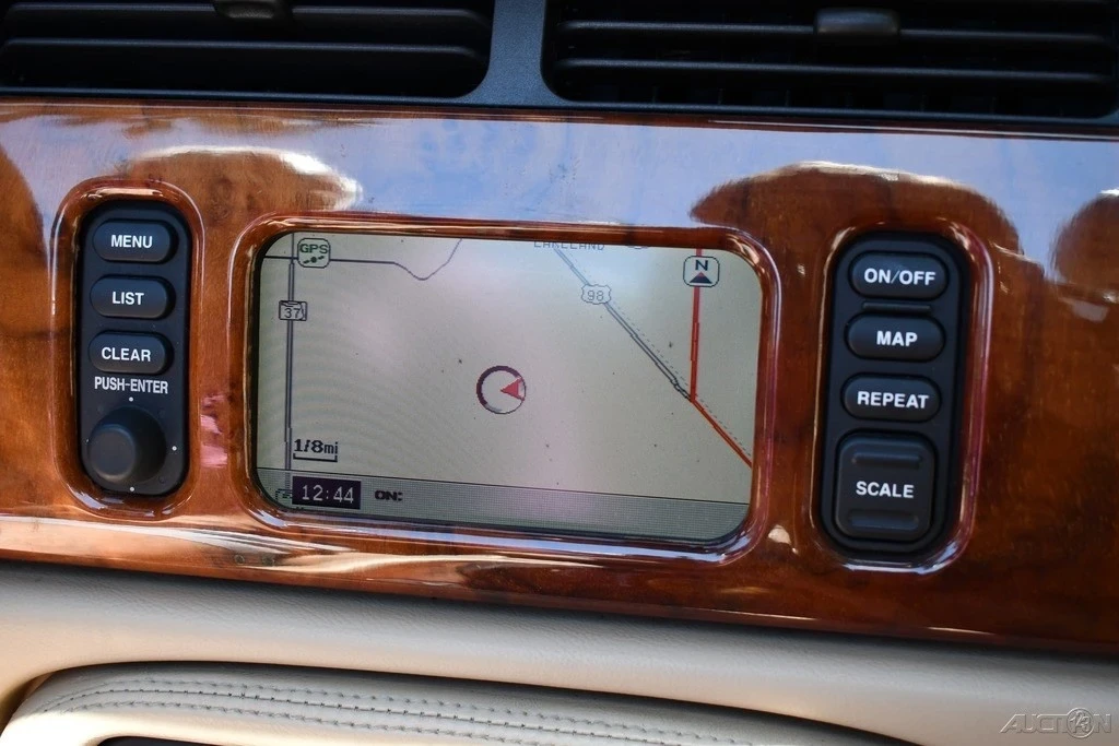 2002 Jaguar X100 XKR - Image 16 of 21
