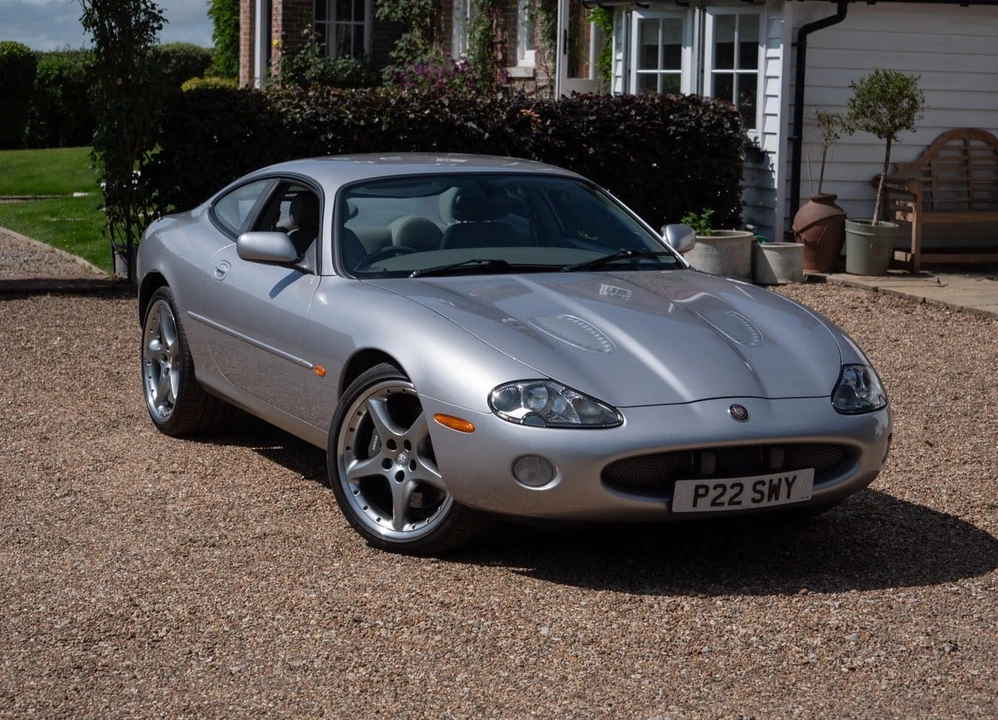 2002 Jaguar X100 XKR - Image 4 of 31