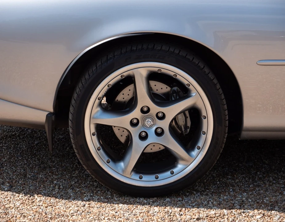 2002 Jaguar X100 XKR - Image 24 of 31