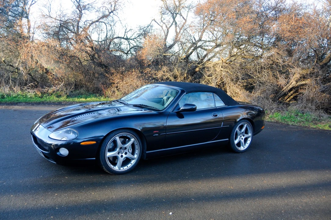 2002 Jaguar X100 XKR - Image 29 of 30