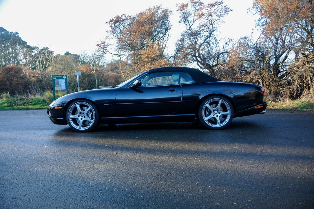 2002 Jaguar X100 XKR - Image 28 of 30