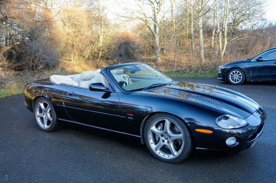 2002 Jaguar X100 XKR - Image 16 of 30