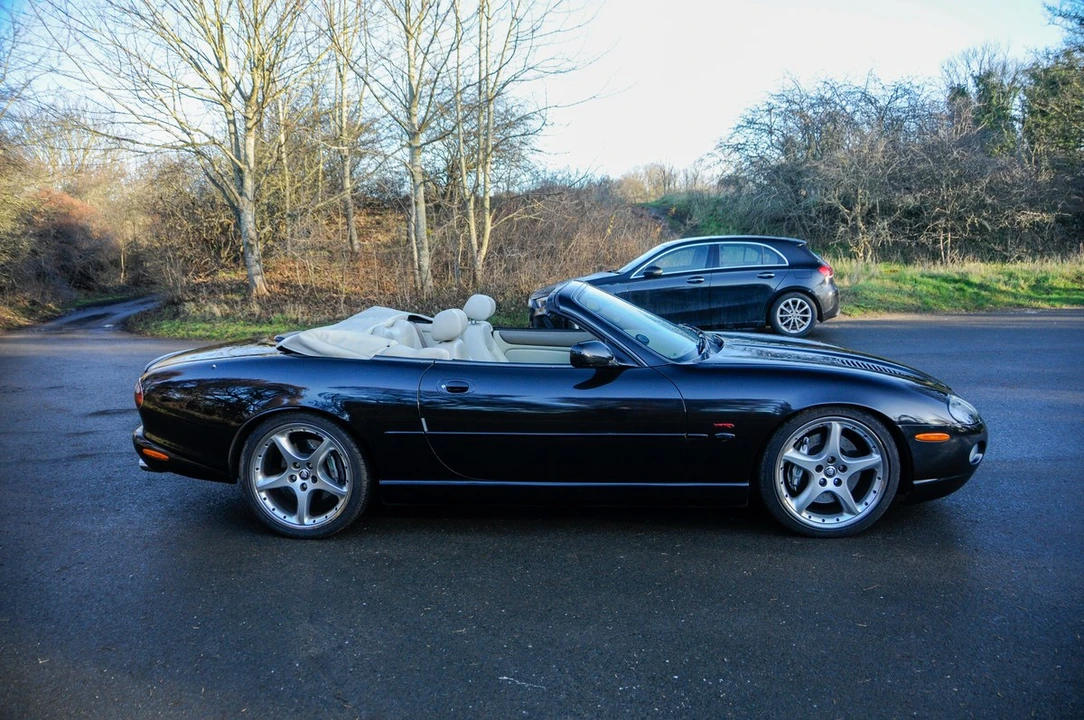 2002 Jaguar X100 XKR - Image 14 of 30