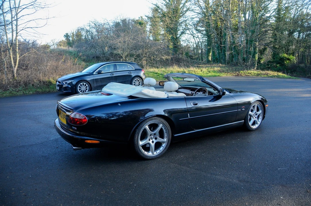 2002 Jaguar X100 XKR - Image 13 of 30