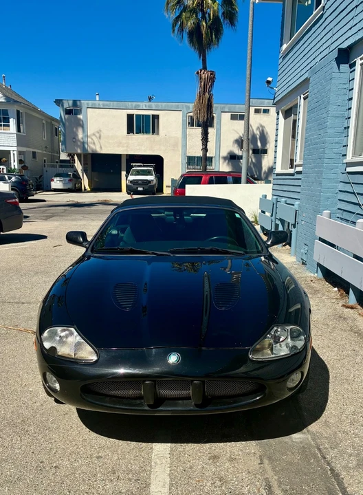 2002 Jaguar X100 XKR - Image 2 of 17