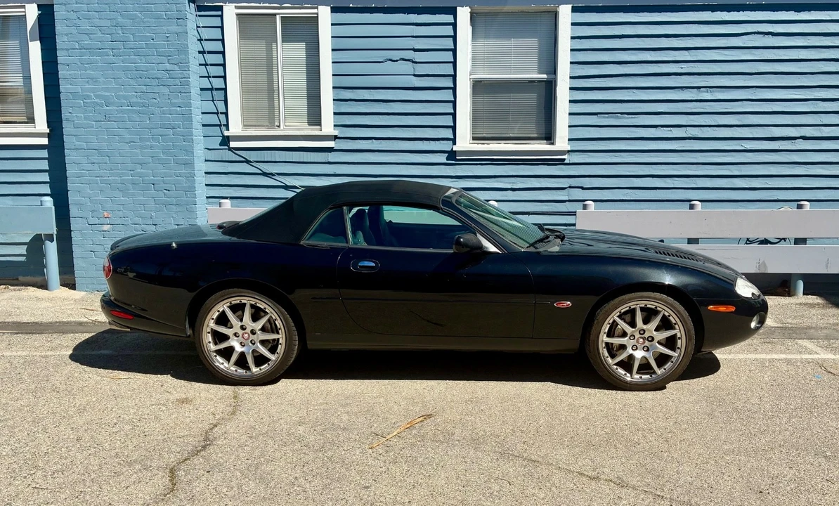 2002 Jaguar X100 XKR - Image 3 of 17