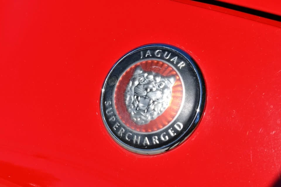 2002 Jaguar X100 XKR - Image 6 of 17