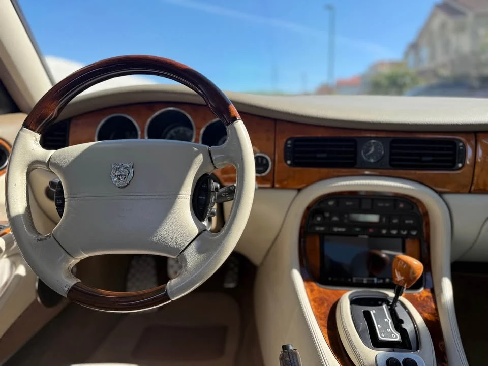 2002 Jaguar X308 XJ - Image 14 of 19