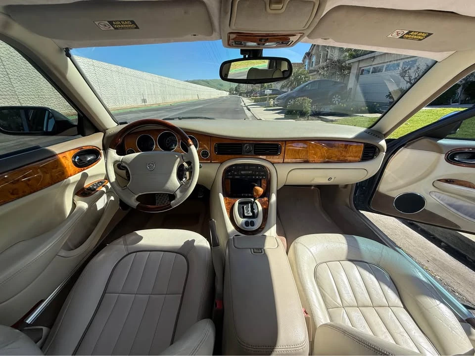 2002 Jaguar X308 XJ - Image 15 of 19