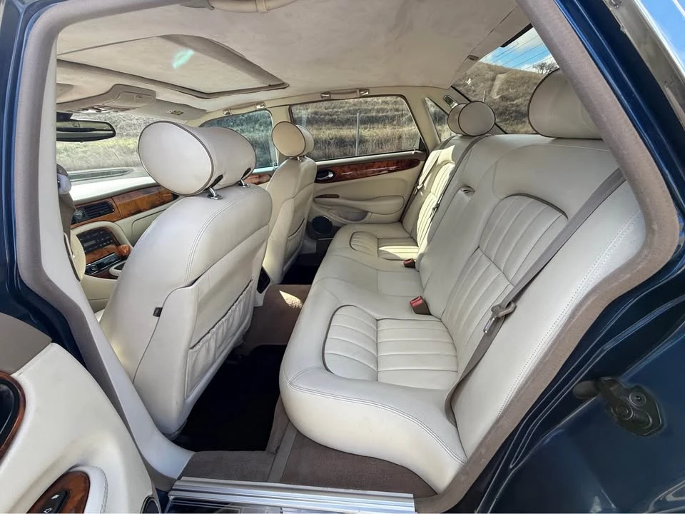 2002 Jaguar X308 XJ - Image 12 of 19