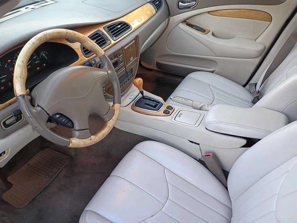 2002 Jaguar S-Type 2nd Gen - Image 5 of 9