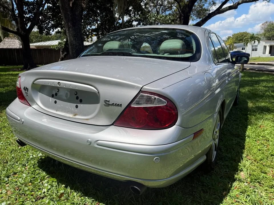 2002 Jaguar S-Type 2nd Gen - Image 10 of 17