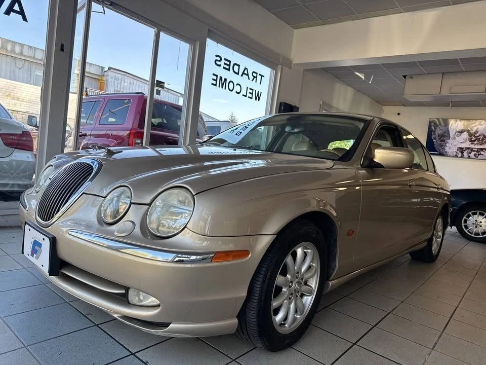 2002 Jaguar S-Type 2nd Gen - Image 3 of 18