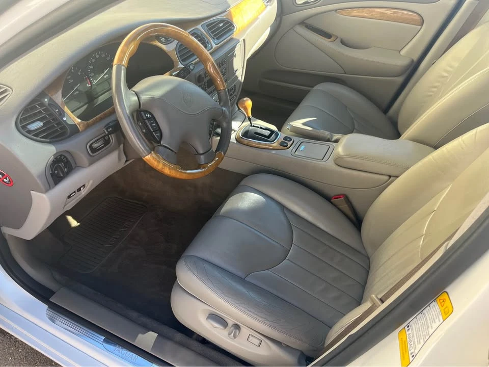 2002 Jaguar S-Type 2nd Gen - Image 9 of 14