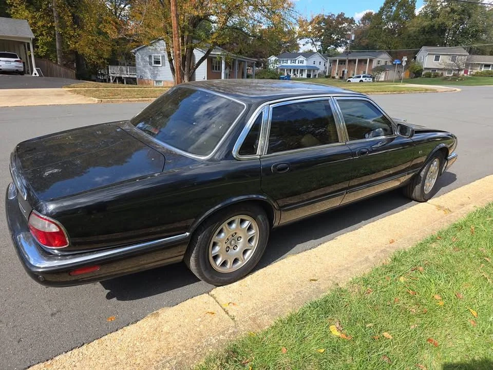 2002 Jaguar X308 XJ - Image 2 of 8