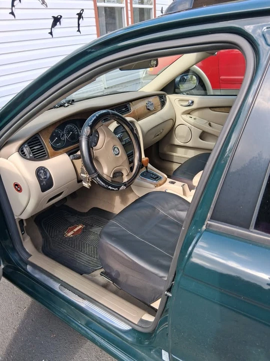 2002 Jaguar X-Type - Image 10 of 10