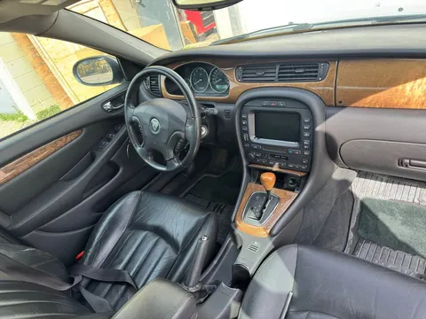 2002 Jaguar X-Type - Image 4 of 12