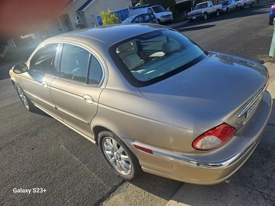 2004 Jaguar X-Type - Image 4 of 9