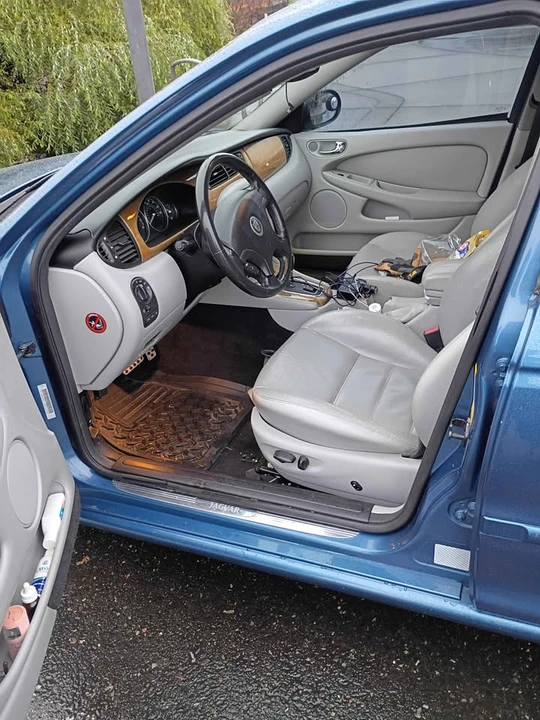 2002 Jaguar X-Type - Image 4 of 8