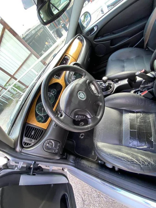 2002 Jaguar X-Type - Image 10 of 11