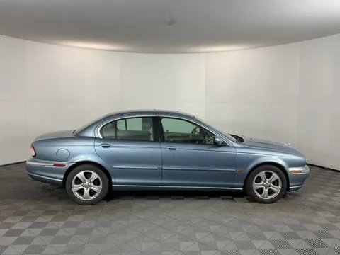 2002 Jaguar X-Type - Image 2 of 5