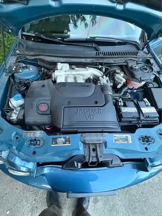 2002 Jaguar X-Type - Image 6 of 18