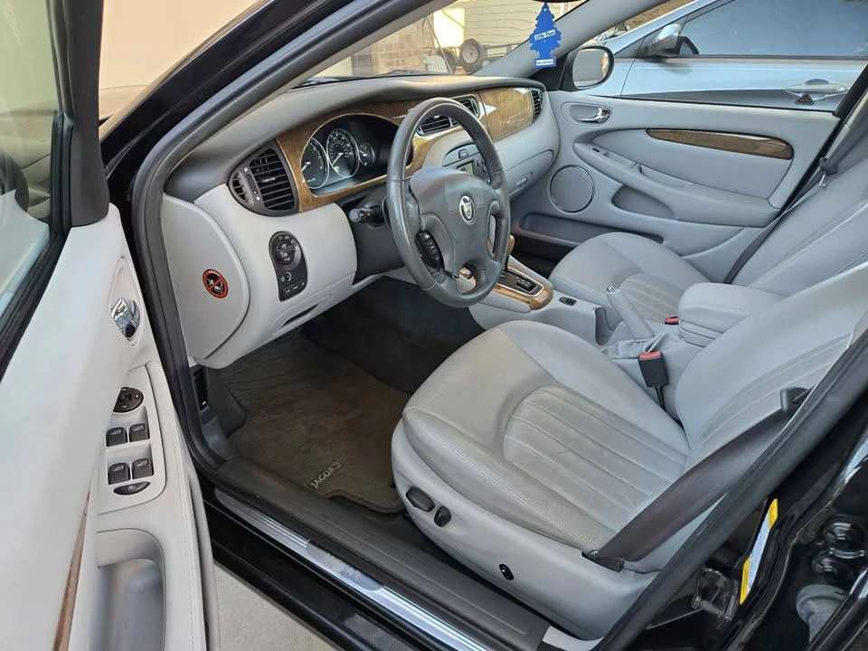 2002 Jaguar X-Type - Image 4 of 18