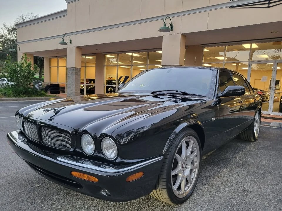 2002 Jaguar X308 XJ - Image 10 of 18