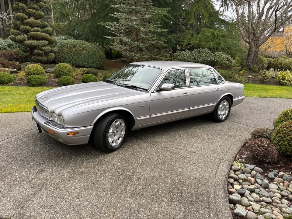2002 Jaguar X308 XJ - Image 2 of 9