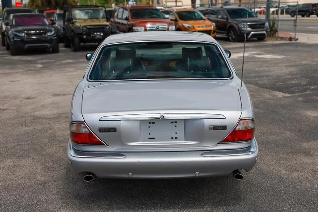 2002 Jaguar X308 XJ - Image 10 of 19
