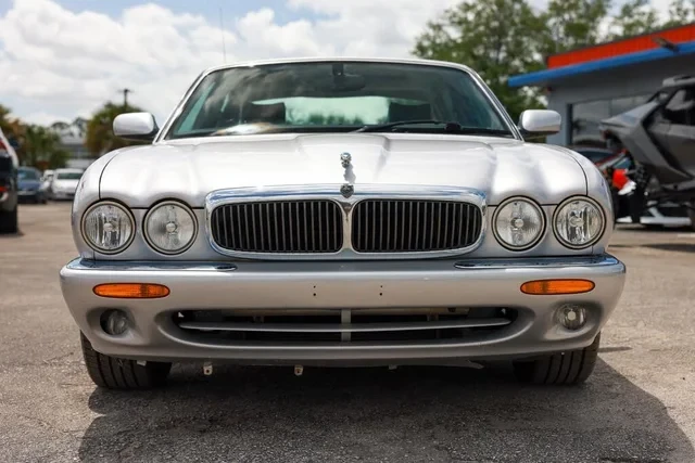 2002 Jaguar X308 XJ - Image 16 of 19