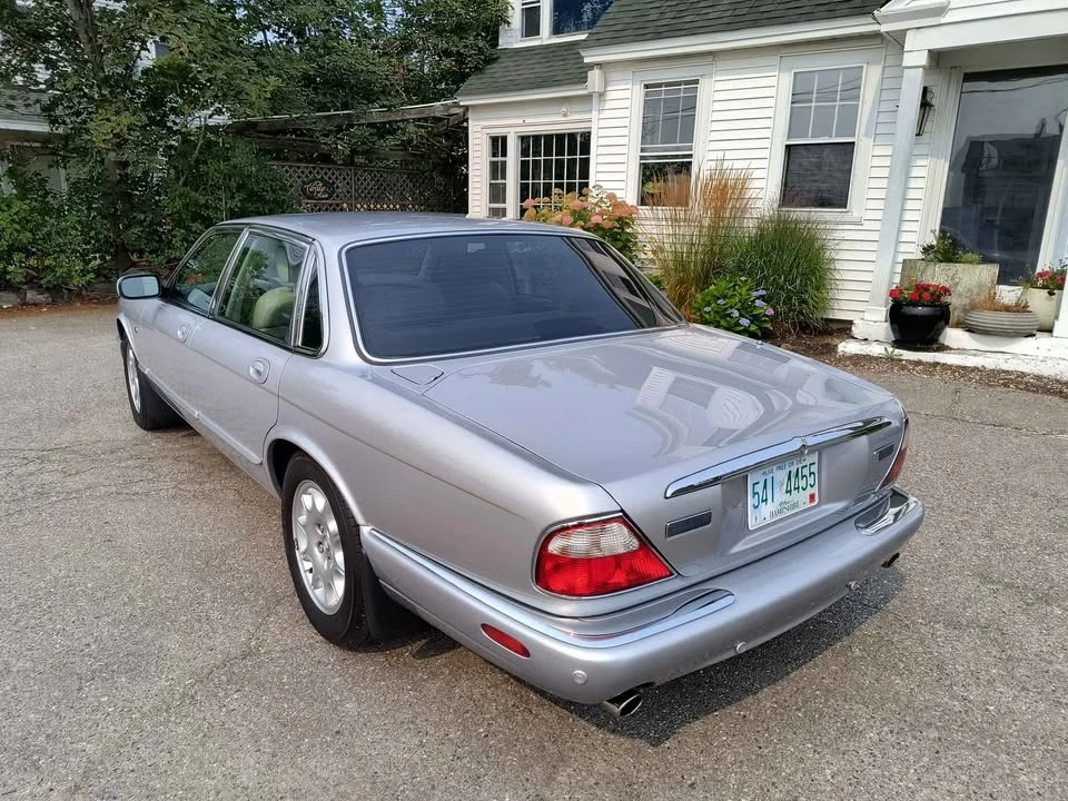 2002 Jaguar X308 XJ - Image 11 of 11