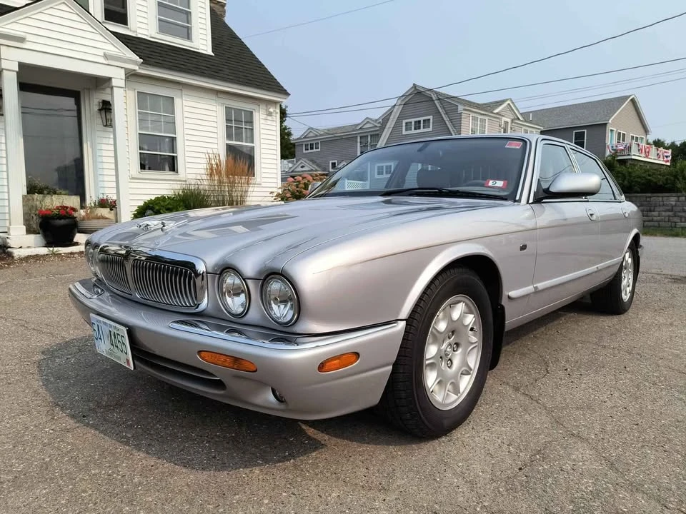 2002 Jaguar X308 XJ - Image 3 of 11