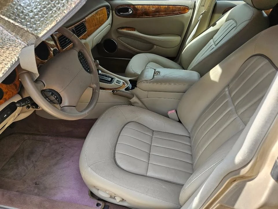 2002 Jaguar X308 XJ - Image 4 of 6