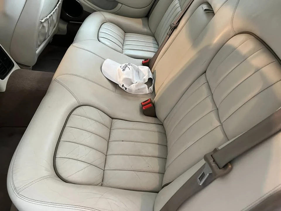 2002 Jaguar X308 XJ - Image 5 of 9