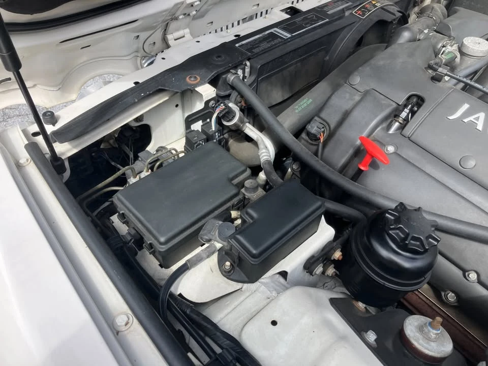 2002 Jaguar X308 XJ - Image 12 of 13