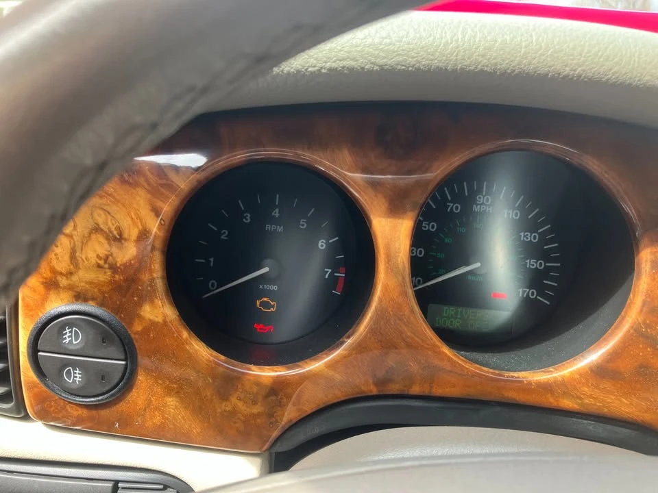 2002 Jaguar X308 XJ - Image 8 of 13