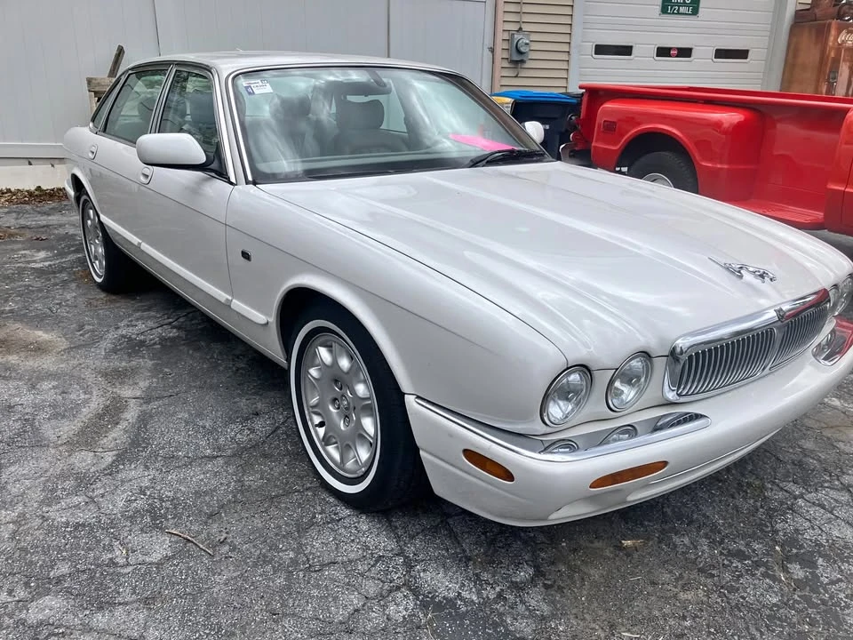 2002 Jaguar X308 XJ - Image 2 of 13