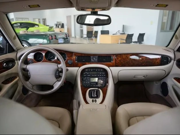 2002 Jaguar X308 XJ - Image 6 of 12