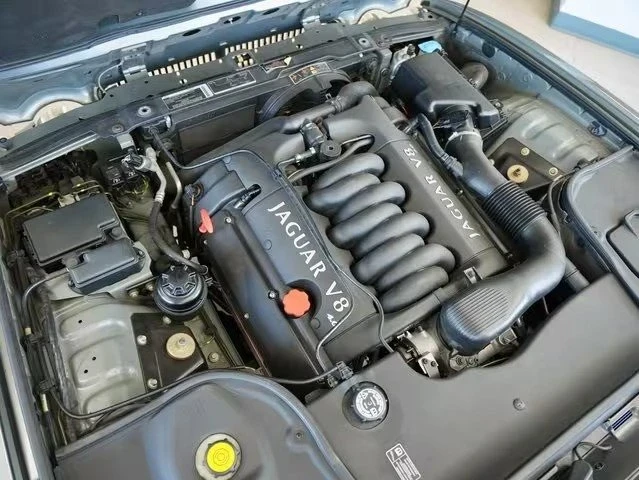 2002 Jaguar X308 XJ - Image 12 of 12